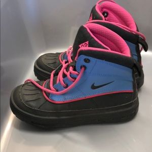 Nike kids Snow boots